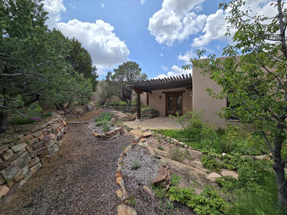 413 Kachina Court property image