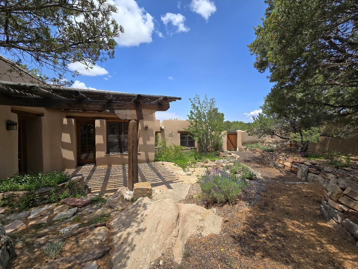 413 Kachina Court property image