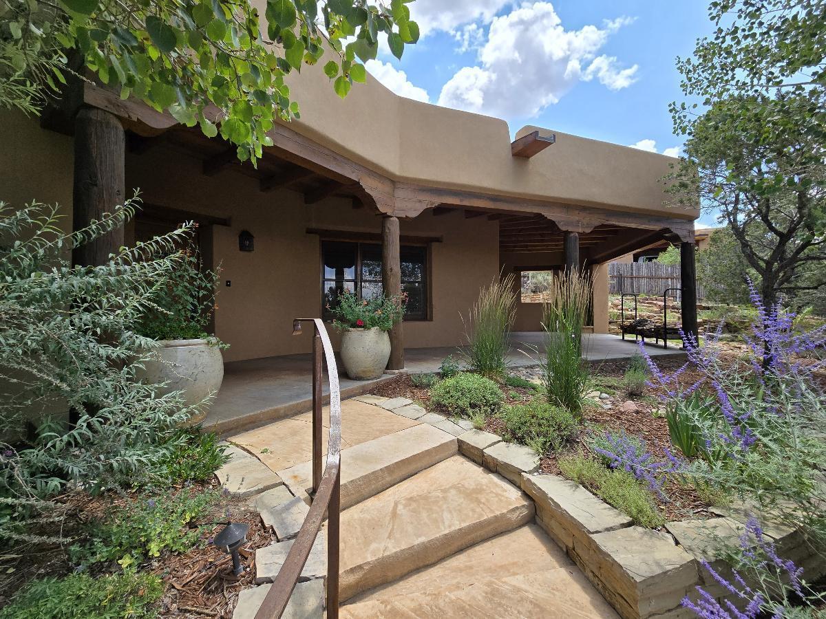 413 Kachina Court property image